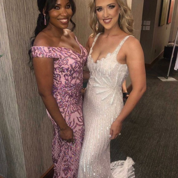 White Custom Portia and Scarlett Gown size 6 - Picture 4 of 6